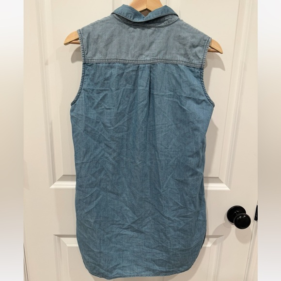 Camaieu Sleeveless denim shirt - Picture 2 of 3